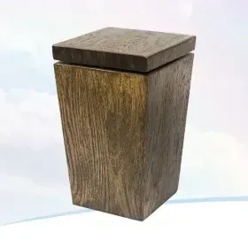 Урна из массива